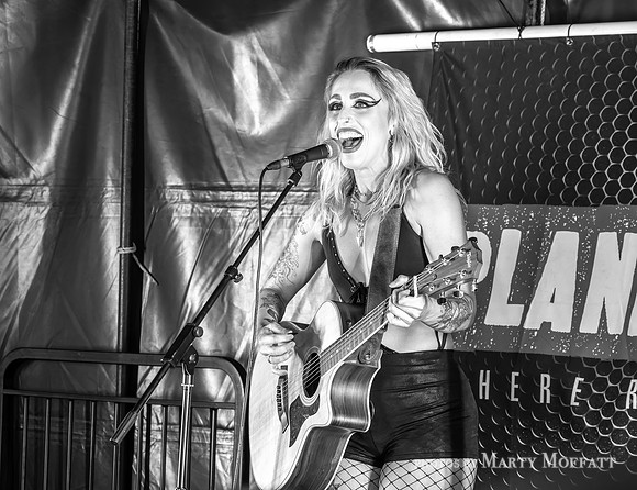 steelhouse2025marisaandthemoths-vip-010-DxO_DeepPRIME XD2s_XD-100