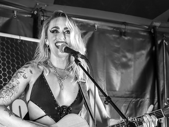 steelhouse2025marisaandthemoths-vip-006-DxO_DeepPRIME XD2s_XD-96