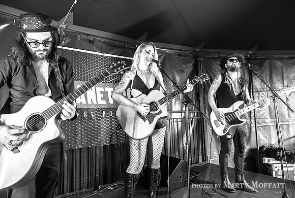 steelhouse2025marisaandthemoths-vip-004-DxO_DeepPRIME XD2s_XD-94