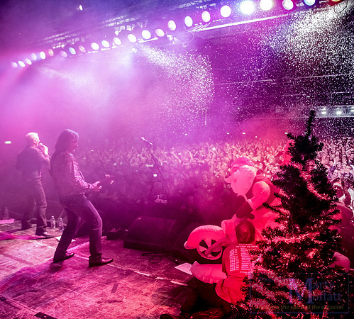 Thunder Xmas Show 2012 - Friday