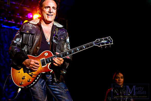 journey2009moondancec105