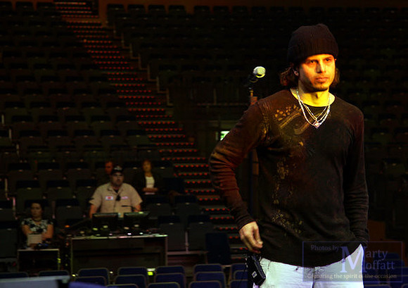 journey_bournemouth_soundcheck048