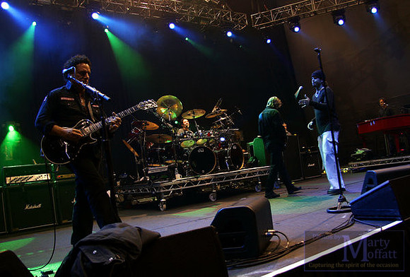 journey_bournemouth_soundcheck080