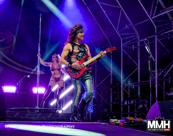 3-8steelpanther2026steelhouse008