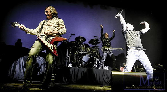 thunder2013tour155