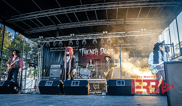 trenchdogs2025cotw032-DxO_DeepPRIME 3-34