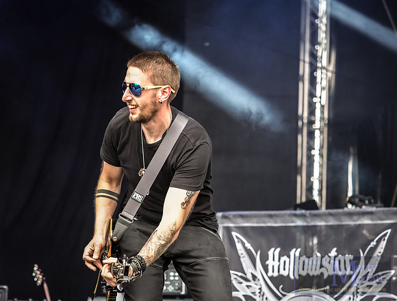 steelhouse2019sat-hollowstar04