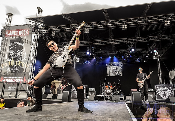 steelhouse2019sat-hollowstar15