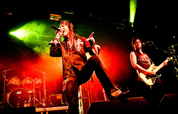 ff2011sun-whitewiddow056